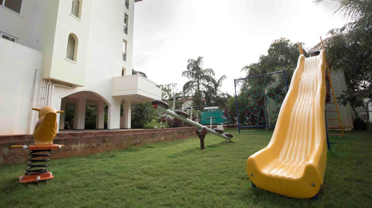 Joystreet - Beachy Blossom Vila Siolim Exterior foto
